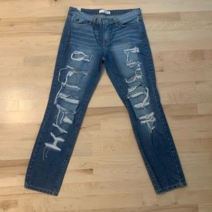 KanCan Estilo Distress Jeans